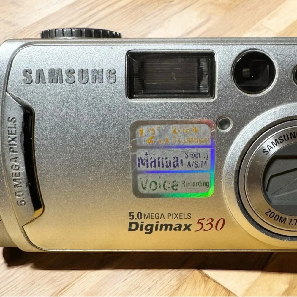 Samsung Digimax 530 5 MP Digital Camera + Box & Accessories – Tested & Working - Picture 6 of 16